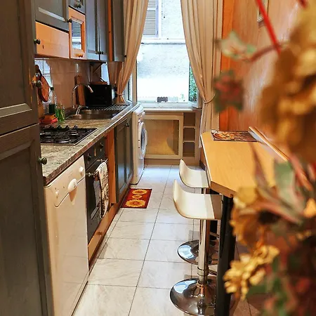 Vatican Flat *
