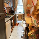 Vatican Flat *