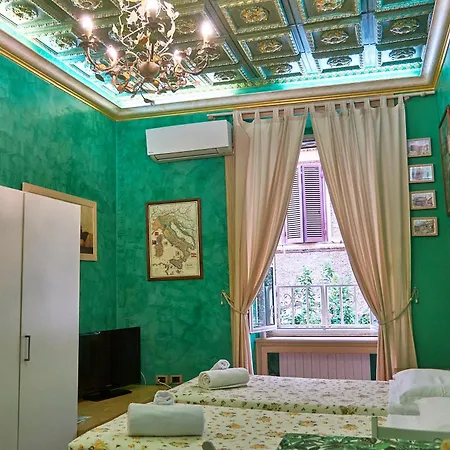 아파트 Vatican Flat